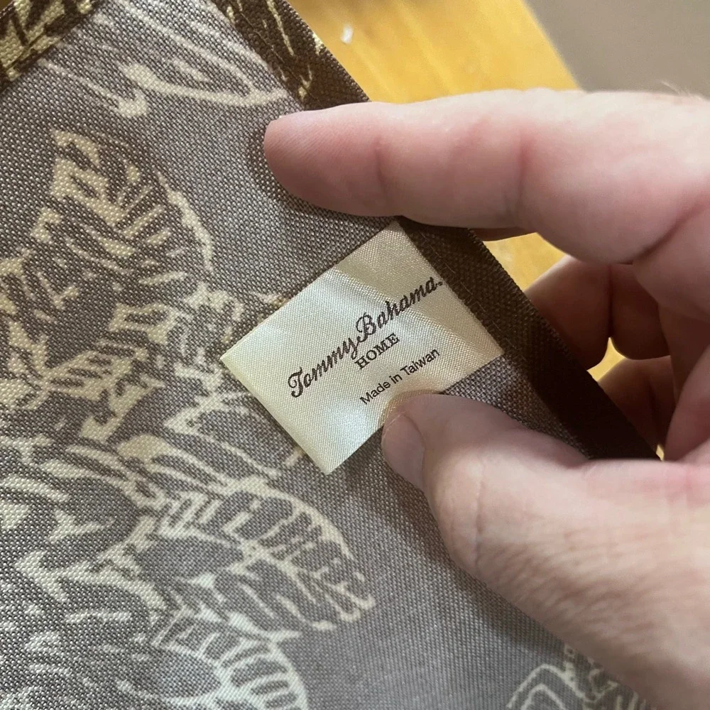 Tommy Bahama Home Brown Tropical Floral Rectangular Tablecloth 60x100 Vtg Style